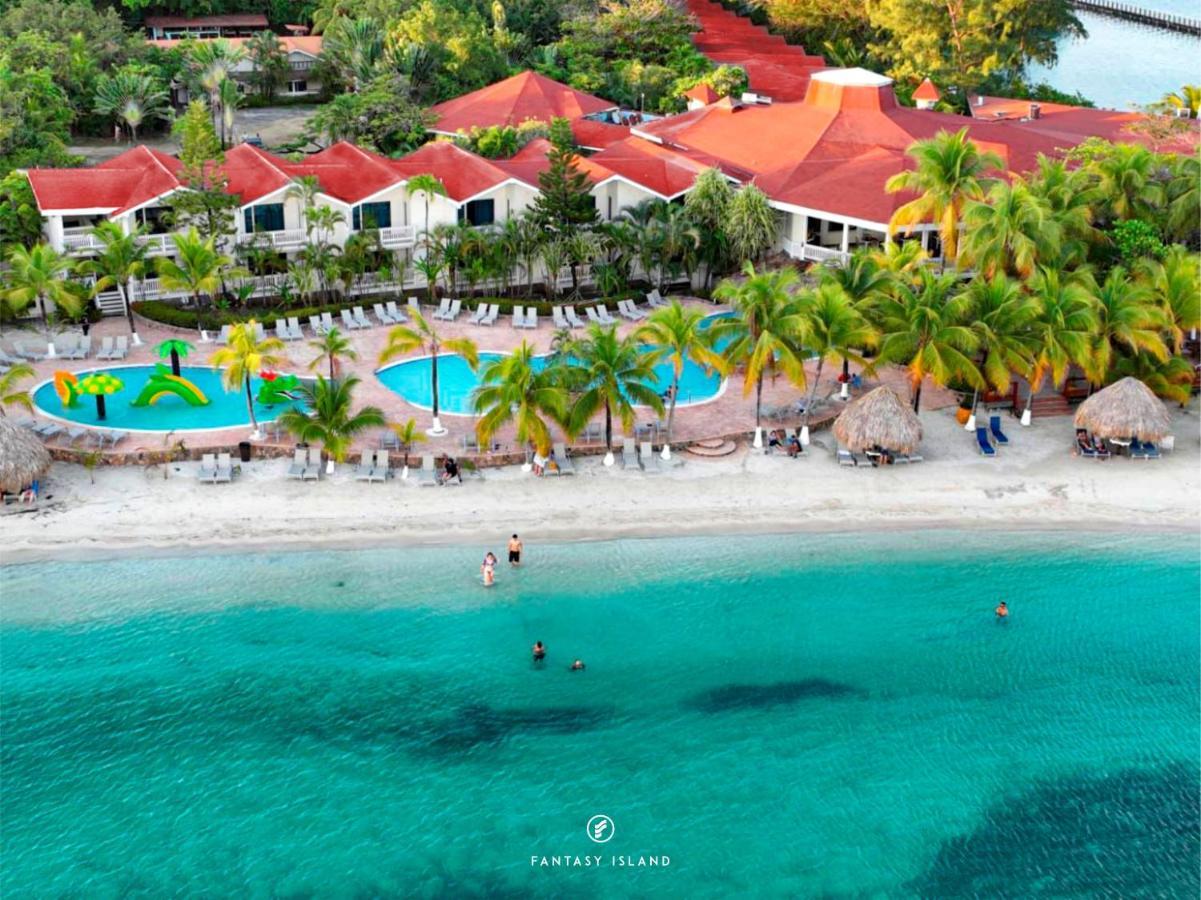 Fantasy Island Beach Resort And Marina First Bight Eksteriør bilde