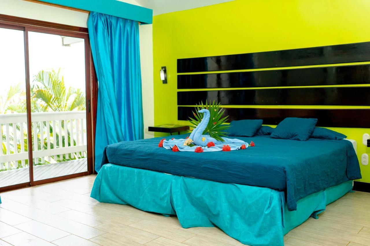 Fantasy Island Beach Resort And Marina First Bight Eksteriør bilde