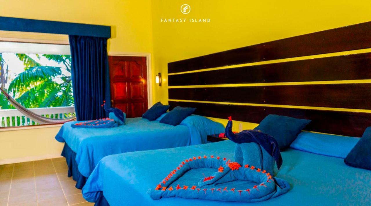 Fantasy Island Beach Resort And Marina First Bight Eksteriør bilde