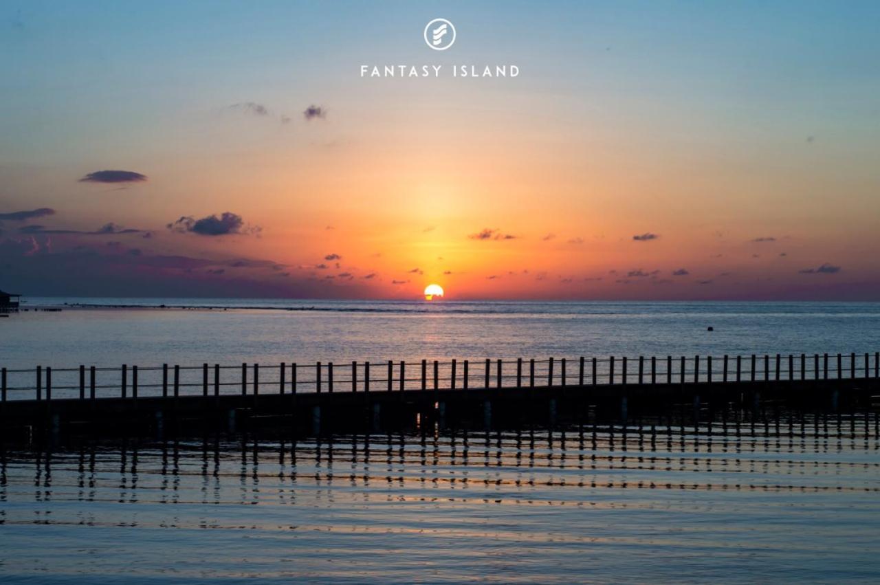 Fantasy Island Beach Resort And Marina First Bight Eksteriør bilde